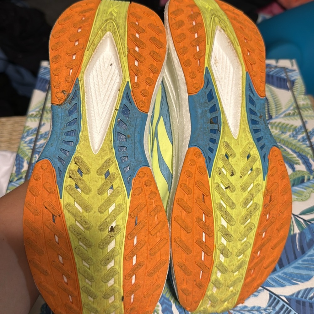 Reebok runners - Picture 4 of 4